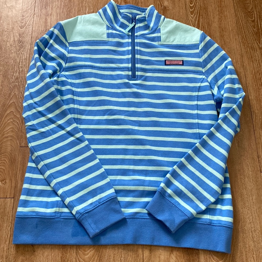 Vineyard Vines half zip striped sweatshirt Size- medium